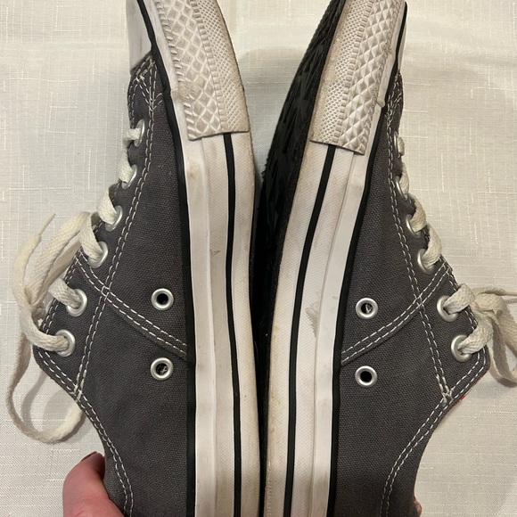 Converse low dark gray shoes. Size 7. Minimal use. Great used condition. - Picture 6 of 6
